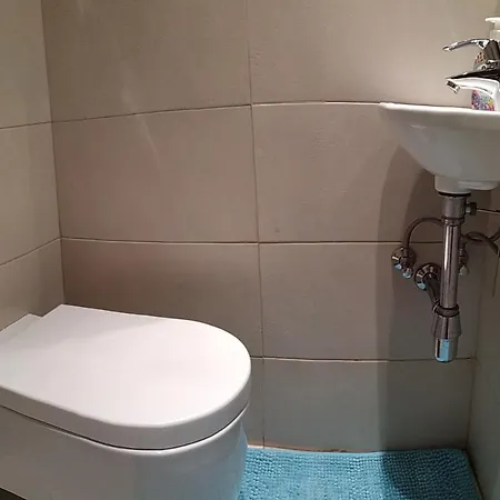 Appartement Family-Friendly Flat With Balcony à Vienne Extérieur photo