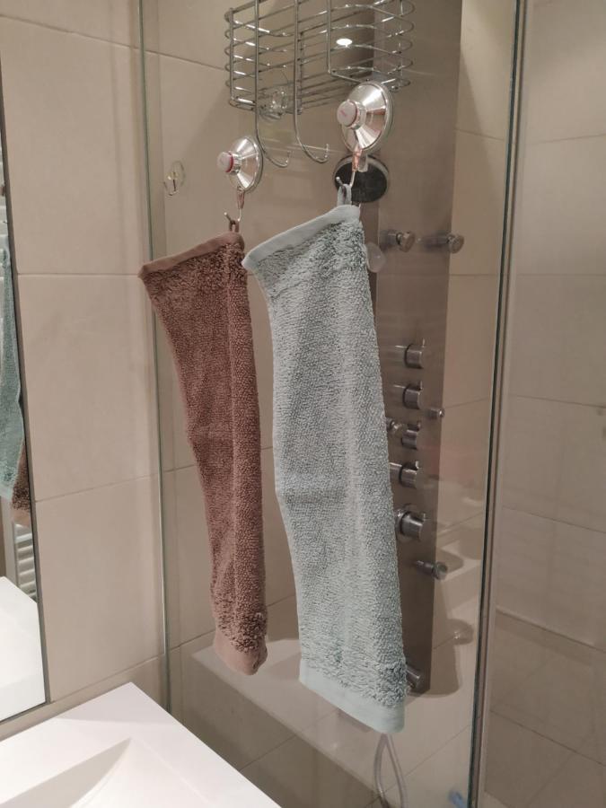 Family-friendly Flat With Balcony Apartment